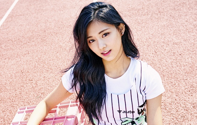 Terlalu Imut, Tzuyu Nguap Lebar di Acara Radio Bikin Gemas Member Twice