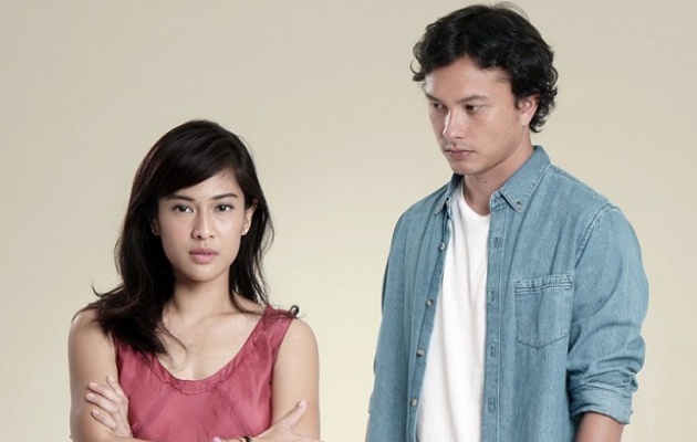 Trend AADC 2 Intip Gaya Jadul Dian Sastro Pakai Behel 