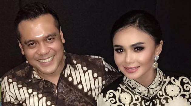 Makin Intim Yuni Shara Ajak Kekasih Buka Puasa Bareng Makin Intim Yuni Shara Ajak Kekasih Buka Puasa Bareng