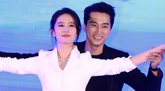 Kembali Dikabarkan Putus dengan Liu Yifei, Ini Kata Song Seung Heon