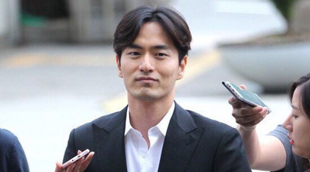 Kini Bebas Tuduhan, Ini Bukti Lee Jin Wook Yakin Tak Bersalah Sejak Awal