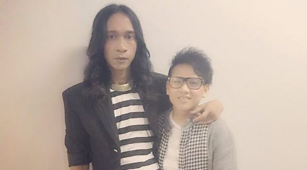 Bikin Tak Sabar, Aming Pamer Syuting 'Super Family 100 