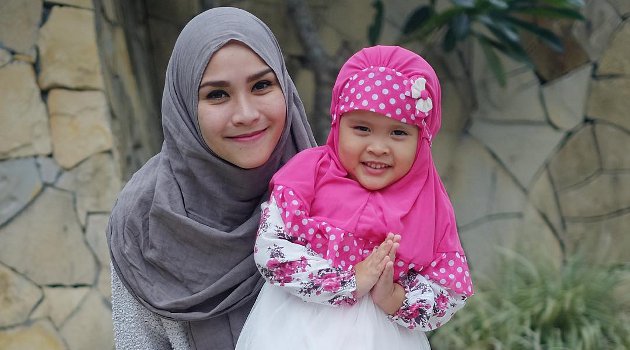 Bikin Gemas, Putri Zaskia Adya Mecca Serius Curhat Dipukuli Temannya