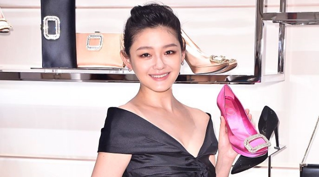 Mendadak Langsing Usai Melahirkan, Barbie Hsu Angkat Bicara
