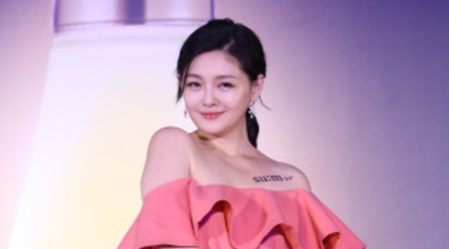 Merasa Kesepian, Barbie Hsu Selalu 'Ancam' Suami dengan Ini