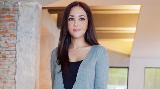 Terima 10 Jahitan Usai Jari Sobek, Begini Jawaban Maia Estianty Dituding Kurang Sedekah