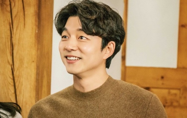 Ganteng Abis, Begini Gaya Gong Yoo Syuting Iklan di Australia