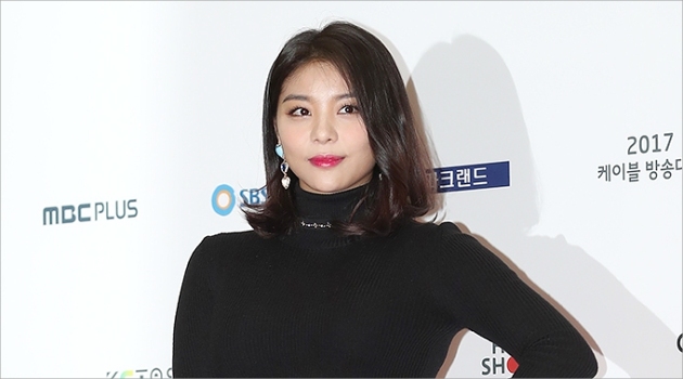 Pakai Gaun Ala 'Mermaid', Netter Justru Teringat Masa Lalu Ailee