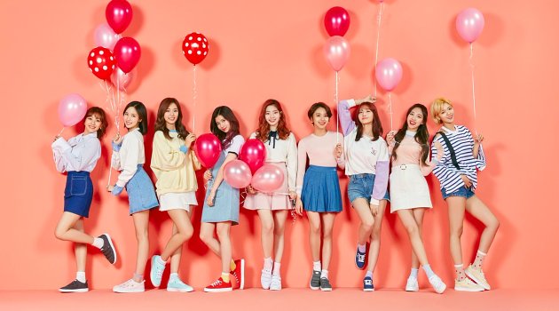 Sekolah Ini Punya Klub Khusus Untuk Fans Setia Twice, Minat Gabung?