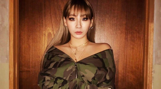 Pamer Bodi Seksi Pakai Bikini, CL Malah Dibilang Gemukan