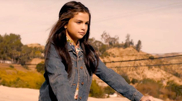 Selena Gomez Terlibat Cinta Segitiga dalam MV 'Bad Liar'