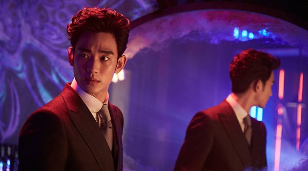 Jadi Cameo 'Real', Begini Kerennya Penampilan IU-Park Seo Joon cs