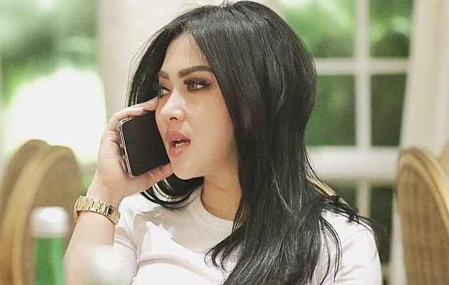 dikira mahal banget ternyata ini harga parfum elegan syahrini dikira mahal banget ternyata ini harga parfum elegan syahrini