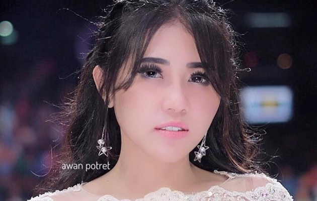 Ini Alasan Sederhana Via Vallen Enggan Pacari Sesama Artis