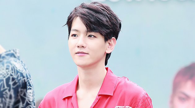 Berat Badan Naik, Kocaknya Baekhyun Ngaku Celana Jadi 