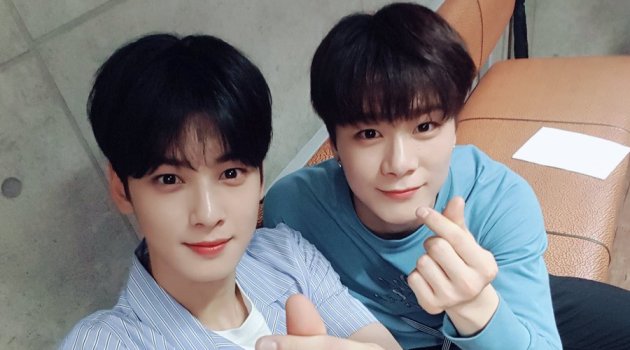 Moonbin Dan Cha Eunwoo Astro Akui Lgbt Lewat Pernyataan Ini