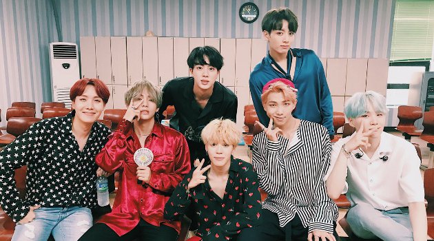 Ejek Gaya  Rambut  dan Suara Member BTS  di Single DNA  