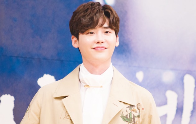 Kalahkan Gong Yoo cs, Lee Jong Suk Puncaki Brand Reputasi Aktor Film Bulan September