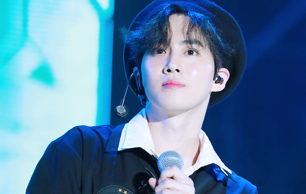 intip serunya liburan suho exo di los angeles lewat foto foto ini289 3 Penumpang Pesawat Terjebak Di Bandara Usai Oplas, Tak Disangka Kayak Gini Penampakannya #3