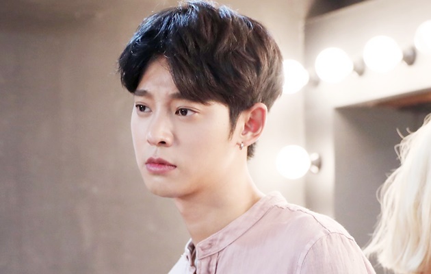 Masih Tak Percaya, Jung Joon Young Terpukul Kim Joo Hyuk Meninggal Dunia