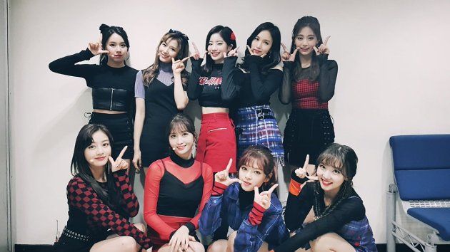 Twice Idolakan Salah Satu Penggemar yang Hadiri Jumpa Fans, Siapa?