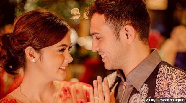 Rifky Balweel Pre-Wedding di Hutan, Perut 'Besar' dan Sikap 'Galak' Calon Istri Bikin Kaget