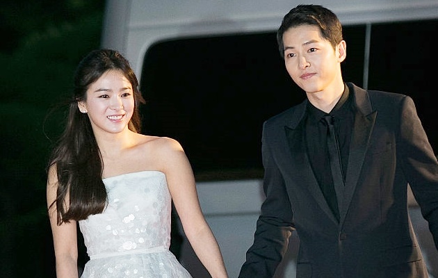 Girang Banget, SongSong Senyum Ceria Foto Bareng Sebelum Bulan Madu