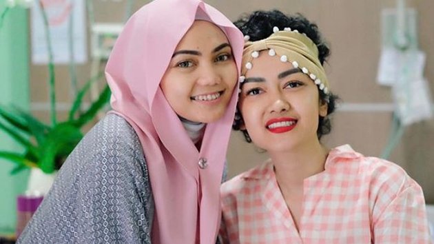 Rina Nose Lepas Hijab, Netter Merinding Teringat Kembali Komentar Mendiang Julia Perez
