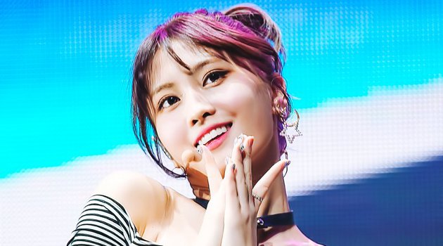 Ulang Tahun di Hari Spesial, Momo Twice Dapatkan Hadiah Tak Terduga Ini