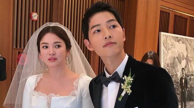 Bulan Madu Selesai, Begini Foto SongSong Saat Kembali ke Korea