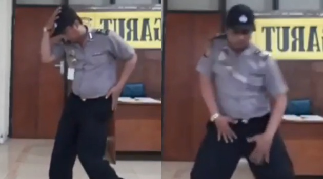 Buset, Kelakuan Polisi 'Zaman Now' Kayak Gini Nih... Joget Ala Michael Jackson Sampai Viral!