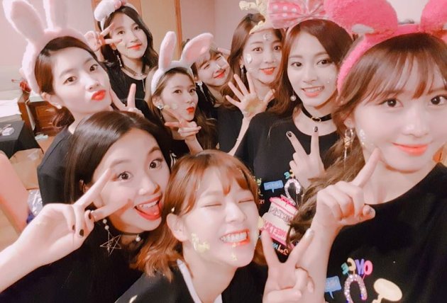 Chaeyoung Doyan, Reaksi Mina dan Momo Lihat 'Beondegi' Bikin Netter Gemas