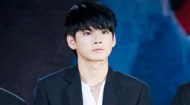 Usai Jihoon Wanna One, Agensi Ong Sungwoo Juga Tuntut Haters