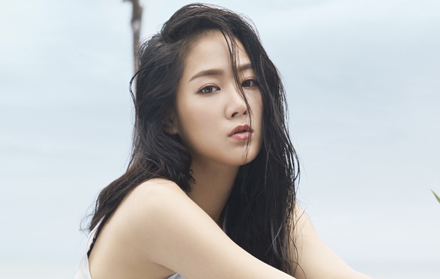 Tampil Elegan di Bandara Menuju Hong Kong, Soyu Malah Dibilang Mirip Ahjumma