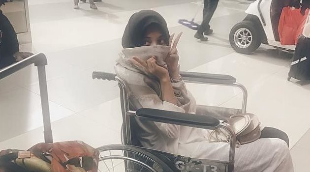 Waduh, Zaskia Sungkar Alami Pendarahan di Bandara Usai Operasi Saluran Kandungan?