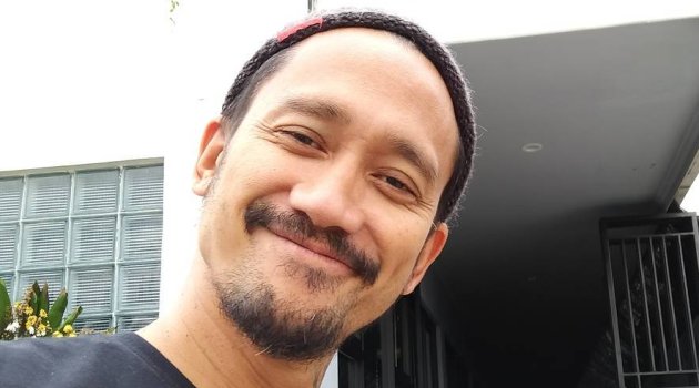 aktor film reuni z main film lagi tora sudiro bocorkan perannya di reuni z aktor film reuni z main film lagi tora sudiro bocorkan perannya di reuni z