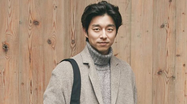 Jadi Model Cover Majalah, Gong Yoo Bahas Popularitasnya Tahun Ini