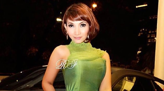 Posting Kabar Duka, Roro Fitria Ramai Ditegur Netter Soal 