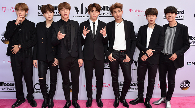 Simak Gugupnya BTS yang Ketemu Banyak Selebriti di Video Behind the Scene AMA Ini