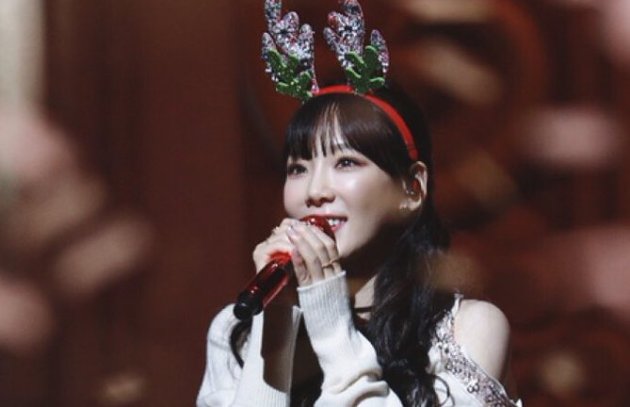 Banjir Dukungan, Tae Yeon Pamerkan Foto Bareng SNSD-SuJu Cs di Backstage Konser