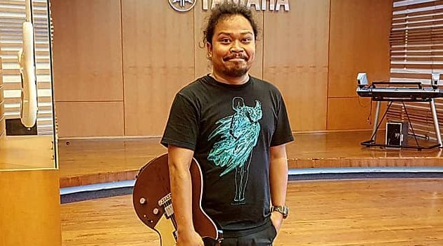 Mulai Solo Karier, Is Eks Payung Teduh Sudah Siapkan Single Terbaru