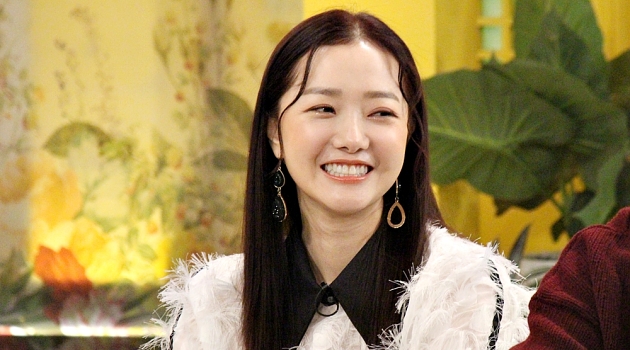 Ungkap di 'Happy Together', Aktris Ini Ngakak Dapat Haters Usai Cium Kang Dong Won dalam Drama