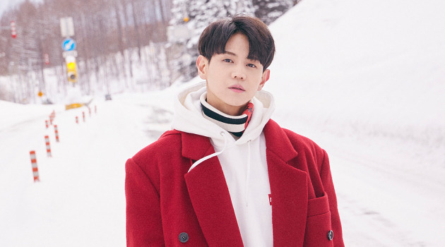 Yoseob Highlight Galau Bareng Hamparan Salju di MV Pre-Rilis 'Star'