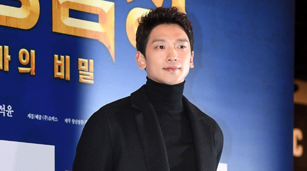 Sempat Tolak Peran, Rain Siap Jadi Detektif di Drama 'Sketch'