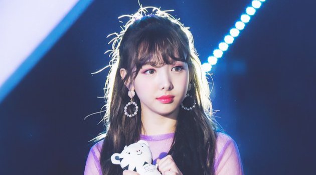 Tebar Selca di Instagram, Intip Cantik dan Seksinya Nayeon Twice