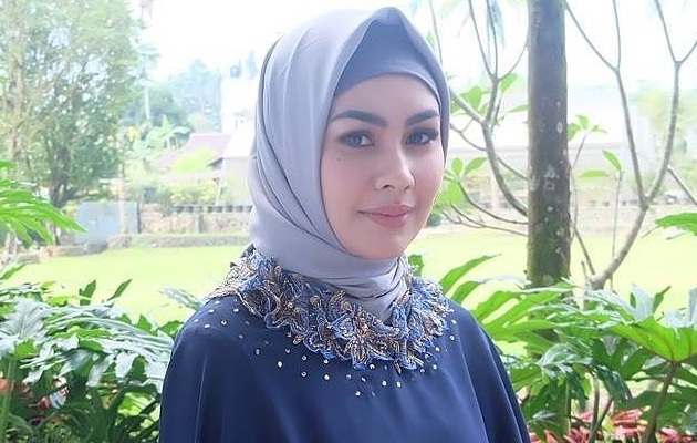 Wah, Digosipkan Ikut Prostitusi Artis Jadi Alasan Utama Kartika Putri Berhijab?