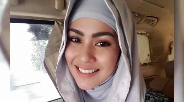 Baru Hijrah dan Berhijab, Kartika Putri Menyesal Tidak Mulai Dari Dulu