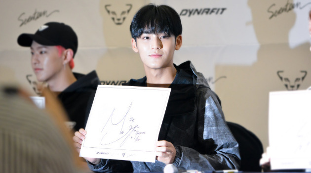 Susul The8, Mingyu Seventeen Jadi Member Kedua yang Bikin Akun Instagram Pribadi