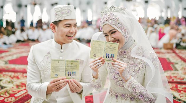 Akhirnya Unggah Foto Nikahan, Istri Tulis Pesan Manis 