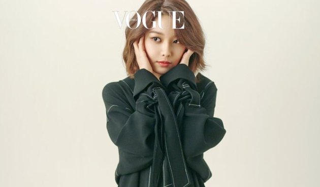 Jalani Pemotretan Bareng Penyanyi Prancis, Intip Cantiknya Sooyoung di Foto-Foto Ini